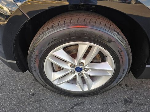 Used 2018 Ford Edge SEL w/ Equipment Group 201A AWD/4WD image 25