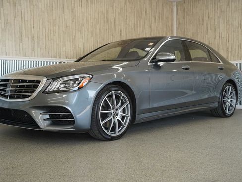 Used 2020 Mercedes-Benz S 450 Sedan image 4