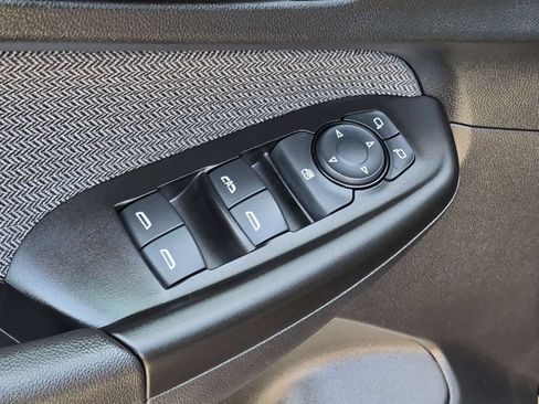 Used 2023 Chevrolet TrailBlazer LT FWD image 11