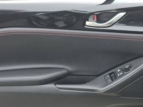 Used 2017 MAZDA MX-5 Miata RF Grand Touring image 11