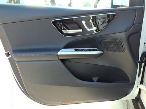 Certified 2025 Mercedes-Benz GLC 350e 4MATIC image 12