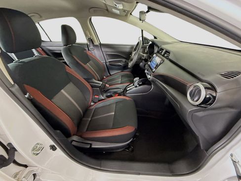 Used 2025 Nissan Versa SR w/ Trunk Package FWD image 29