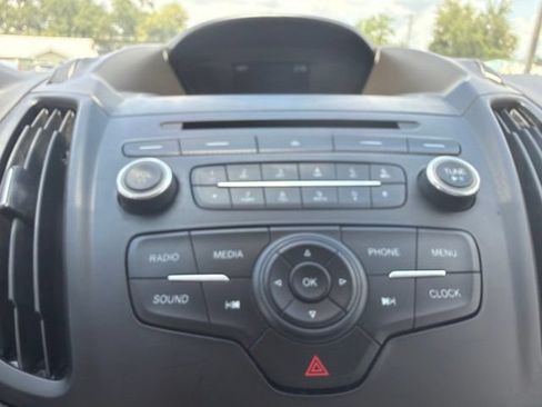 Used 2018 Ford Escape S FWD image 22