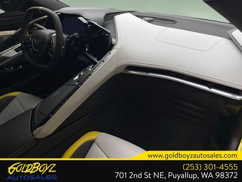Used 2022 Chevrolet Corvette Stingray Premium Cpe w/ Z51 Performance Package image 41