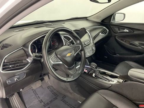 Used 2024 Chevrolet Malibu LT FWD image 13