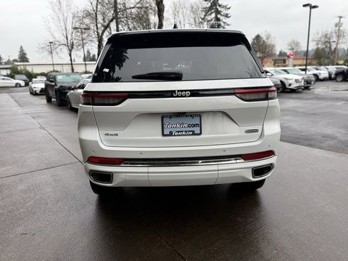 Used 2024 Jeep Grand Cherokee Overland image 11