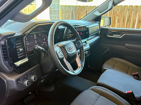 Used 2026 GMC Sierra 1500 Elevation AWD/4WD image 6