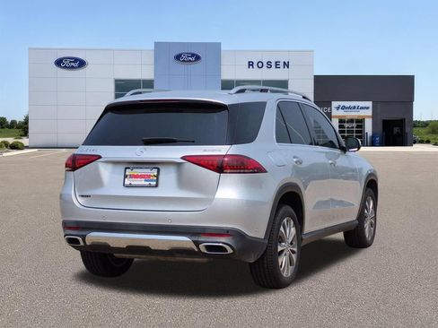 Used 2020 Mercedes-Benz GLE 450 4MATIC w/ MBUX Technology Package image 3