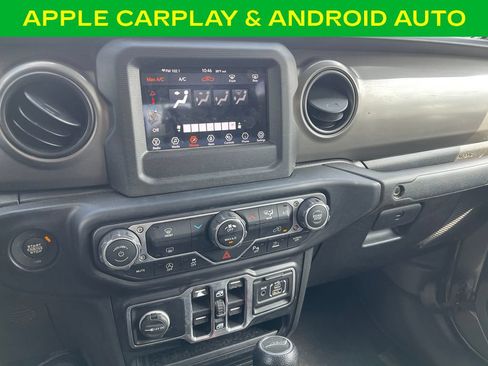 Used 2022 Jeep Gladiator Sport AWD/4WD image 16