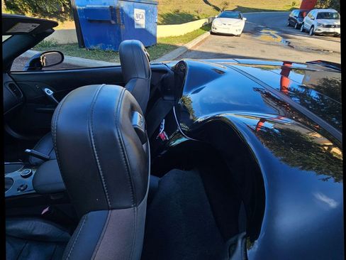 Used 2013 Chevrolet Corvette Convertible 2D w/ 2LT Preferred Equipment Group image 32