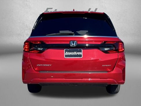 Used 2025 Honda Odyssey Sport-L image 6