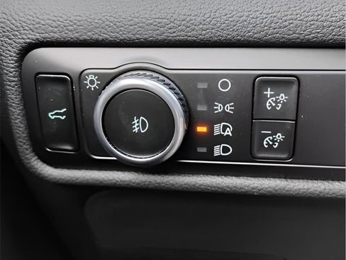 Certified 2023 Ford Explorer XLT w/ Equipment Group 202A image 25