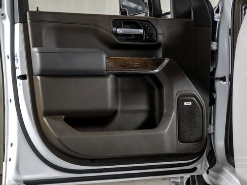 Used 2021 GMC Sierra 3500 Denali w/ Denali Ultimate Package image 34