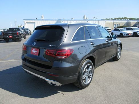 Used 2021 Mercedes-Benz GLC 300 4MATIC image 6