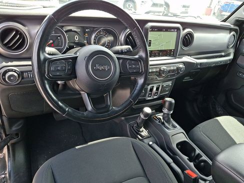 Used 2021 Jeep Wrangler Sport AWD/4WD image 16