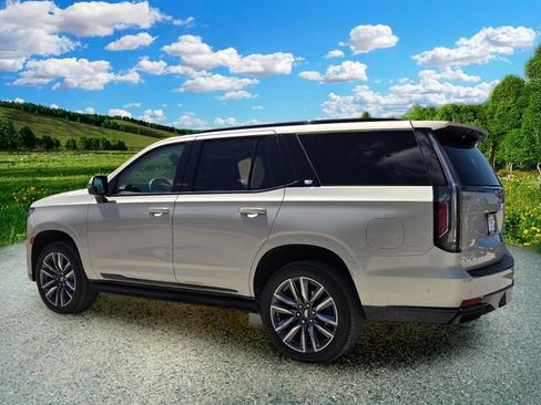 Used 2023 Cadillac Escalade Sport Platinum AWD/4WD image 4