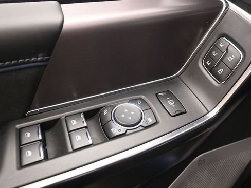 New 2026 Ford F250 4x4 Crew Cab Super Duty image 13