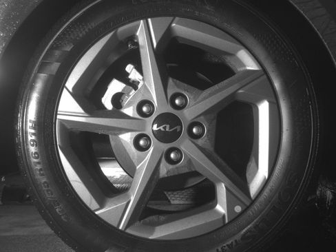 Used 2025 Kia K4 LXS image 15