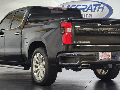 Used 2019 Chevrolet Silverado 1500 High Country w/ Technology Package AWD/4WD image 6