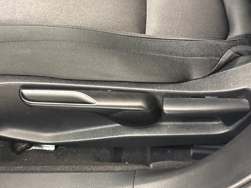 Used 2018 Honda Accord LX image 19