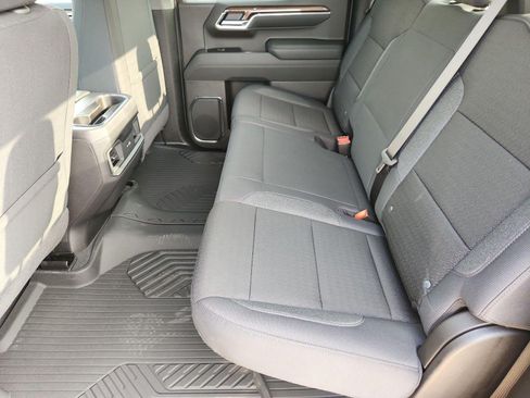 Used 2026 Chevrolet Silverado 1500 LT Trail Boss AWD/4WD image 9
