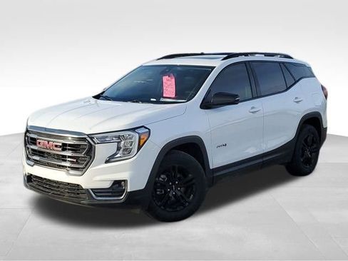 Used 2022 GMC Terrain AT4 image 1