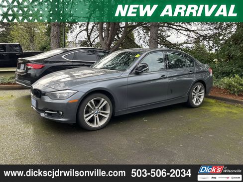 Used 2014 BMW 328i xDrive Sedan image 3