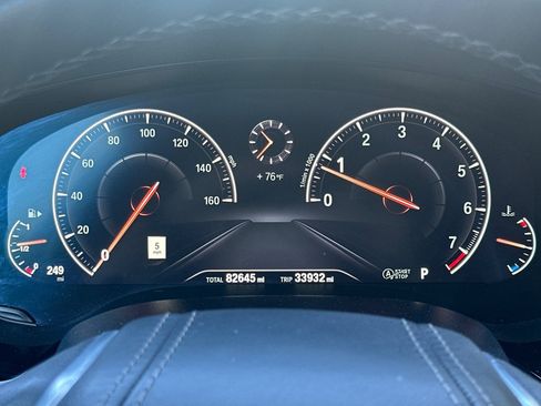 Used 2019 BMW 540i w/ Executive Package RWD image 34