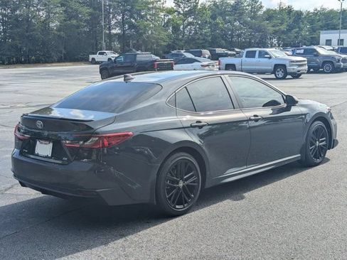 Used 2026 Toyota Camry SE FWD image 7
