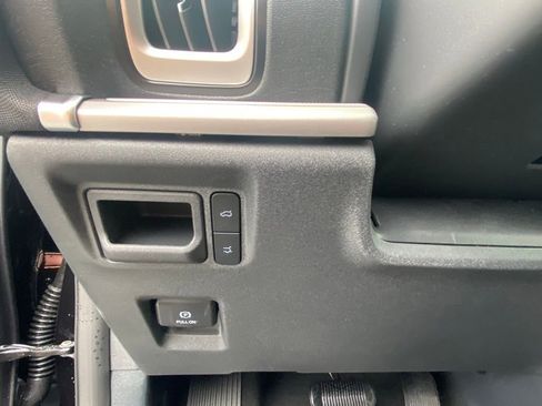 New 2026 Ford Expedition Active image 12