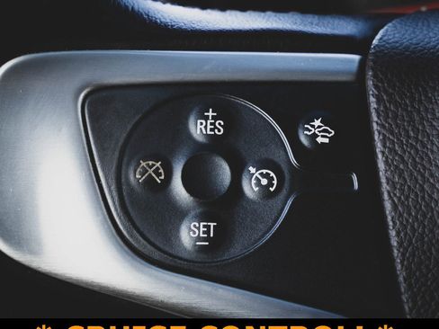 Used 2019 GMC Yukon XL SLT image 12