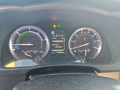 Used 2017 Toyota Highlander XLE AWD/4WD image 8