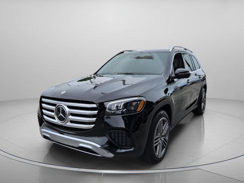 New 2026 Mercedes-Benz GLS 450 GLS 450 image 2