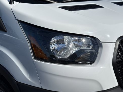 New 2026 Ford Transit 250 Low Roof RWD image 7
