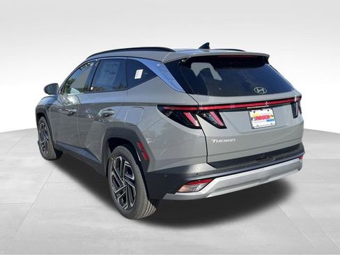 New 2026 Hyundai Tucson Limited FWD image 3