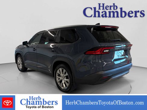 Used 2026 Toyota Grand Highlander AWD Hybrid image 3