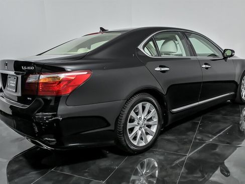 Used 2012 Lexus LS 460 AWD w/ Luxury Value Edition image 9