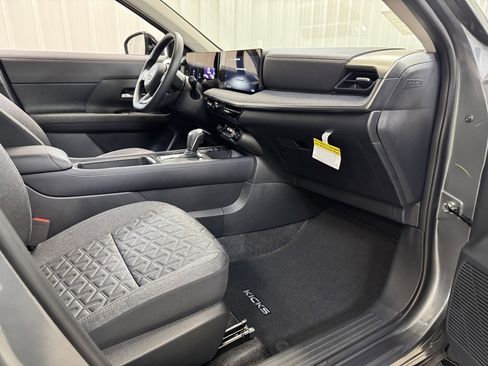 New 2026 Nissan Kicks SV image 23