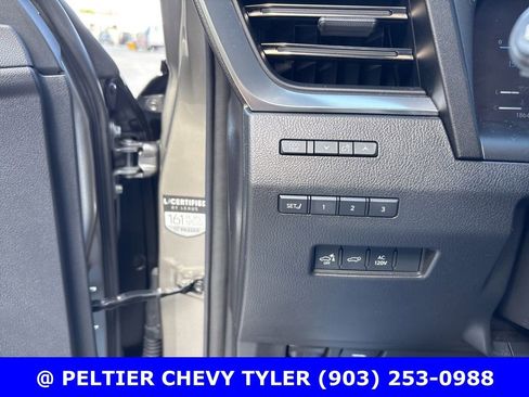 Used 2024 Lexus GX 550 image 13