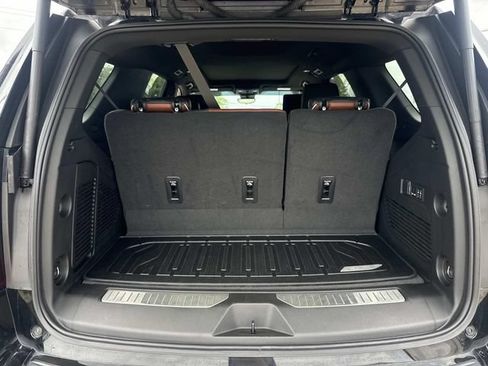 Used 2024 GMC Yukon Denali Ultimate w/ LPO, Floor Liner Package AWD/4WD image 13