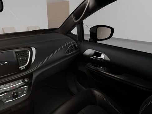 New 2026 Chrysler Pacifica Select image 21