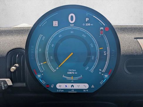 Certified 2025 MINI Cooper 4-Door Hardtop image 11