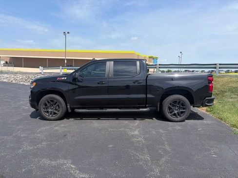 Used 2023 Chevrolet Silverado 1500 RST w/ Z71 Off-Road Package AWD/4WD image 10