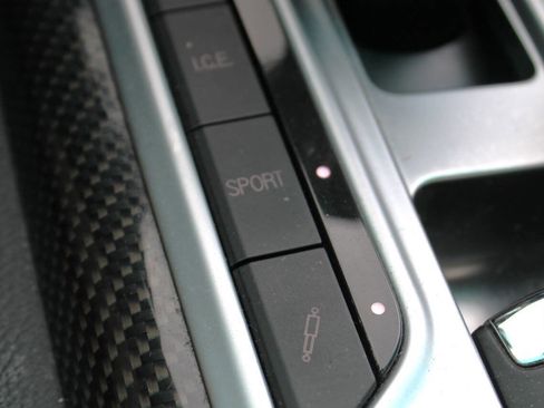 Used 2016 Maserati Quattroporte S image 28