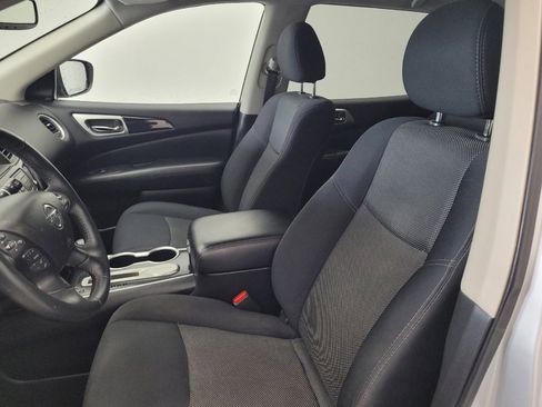 Used 2019 Nissan Pathfinder SV FWD image 17