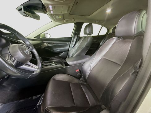 Used 2020 MAZDA MAZDA3 Sedan w/ Premium Package image 22
