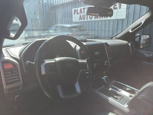 Used 2019 Ford F150 Platinum w/ Equipment Group 701A Luxury AWD/4WD image 26