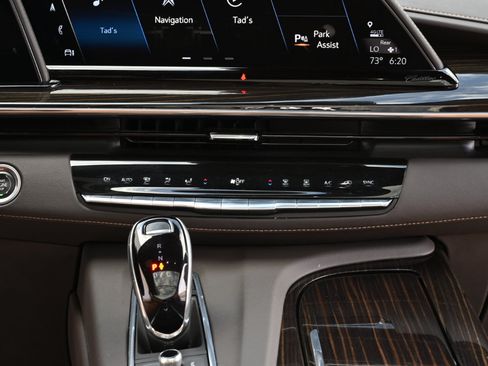 Used 2021 Cadillac Escalade ESV Sport w/ Driver Assist Tech Package AWD/4WD image 37