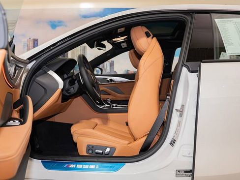 Used 2026 BMW M850i xDrive w/ Driving Assistance Package image 20