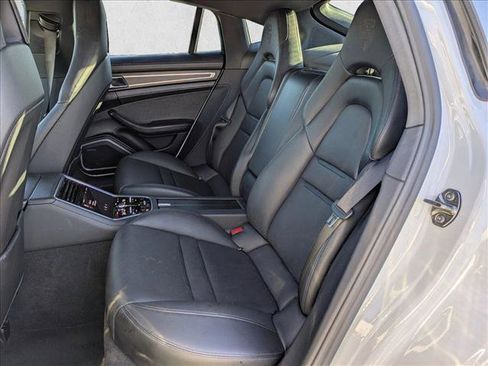 Used 2023 Porsche Panamera 4 Platinum Edition image 20